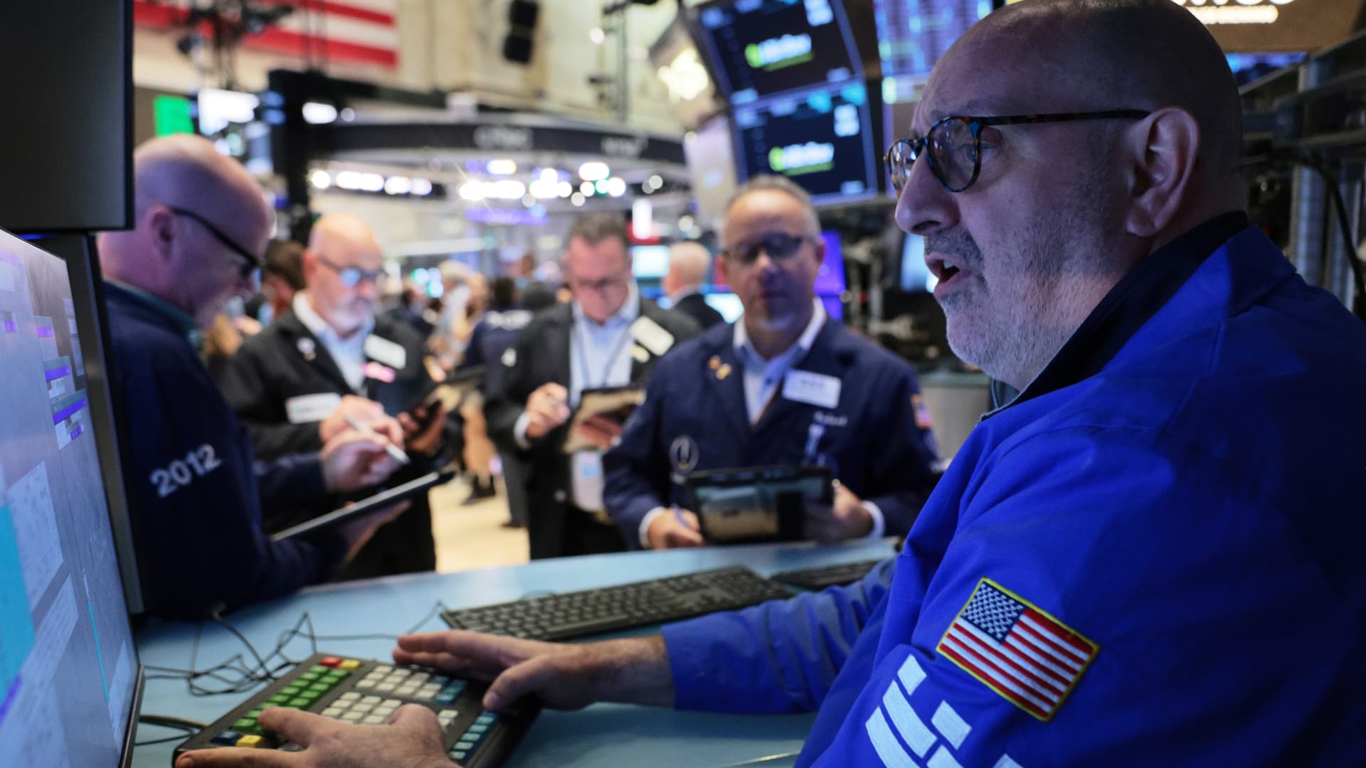 Stock futures are little changed as S&P 500 heads for losing week: Live updates
