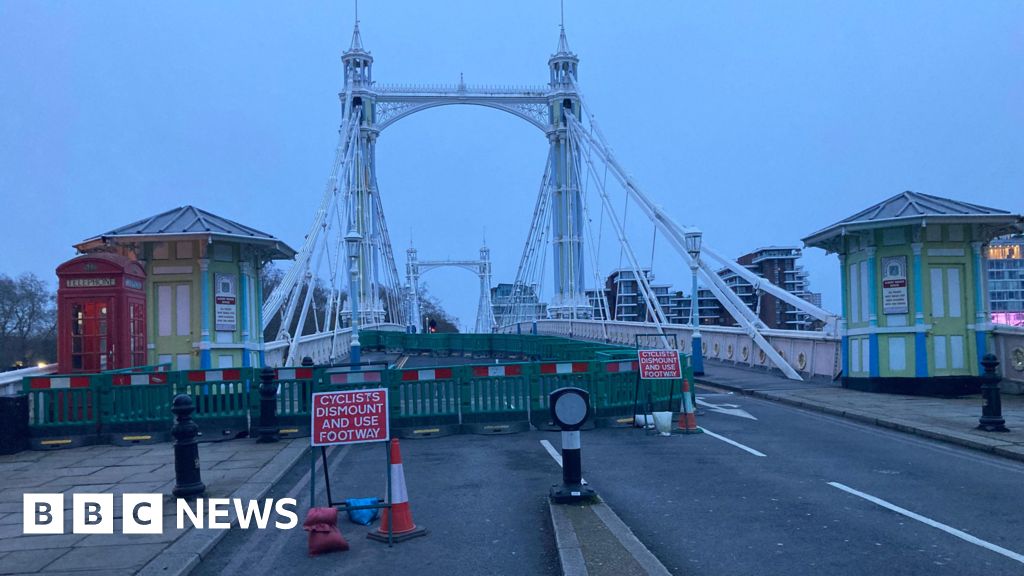 Albert Bridge closure causing gridlock, residents say in a letter