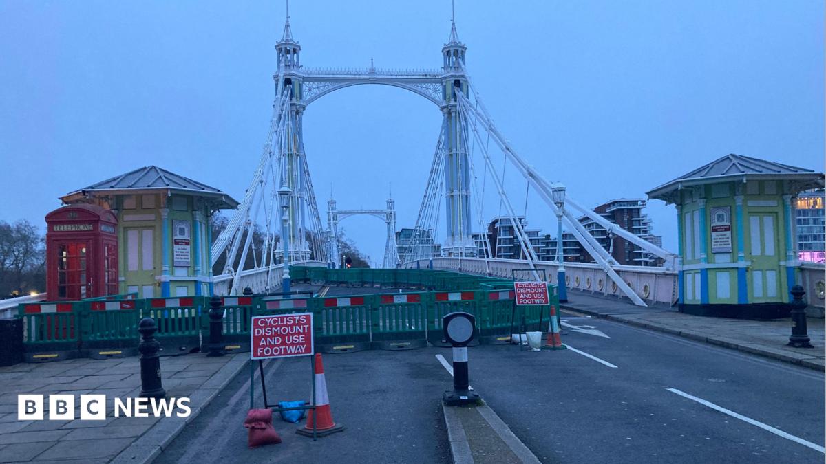 Albert Bridge closure causing gridlock, residents say in a letter
