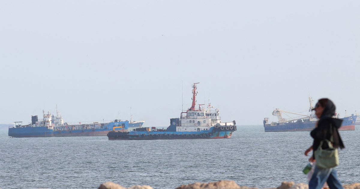 Live Updates: Iran says Strait of Hormuz will reopen if U.S. leaves the region