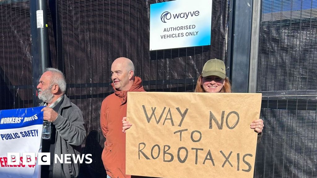 Protesters call for London robotaxi trials to stop