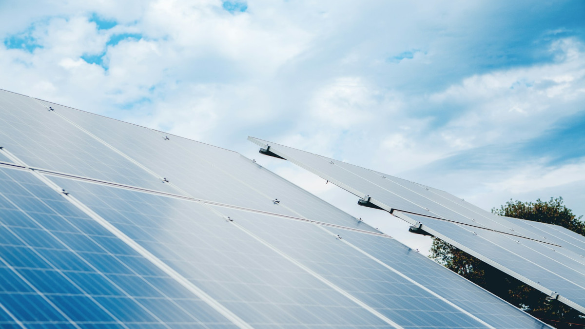 China's Solar Exports Keep Falling as Beijing Mulls Export Controls