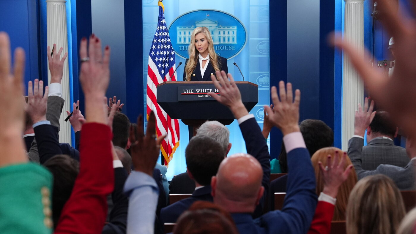 What does a White House press secretary do?