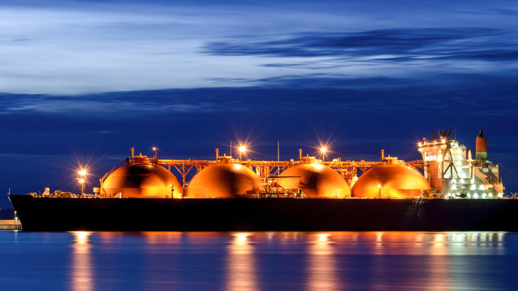 Asian LNG Prices Surge Past $30 as Middle East Shipping Risks Escalate