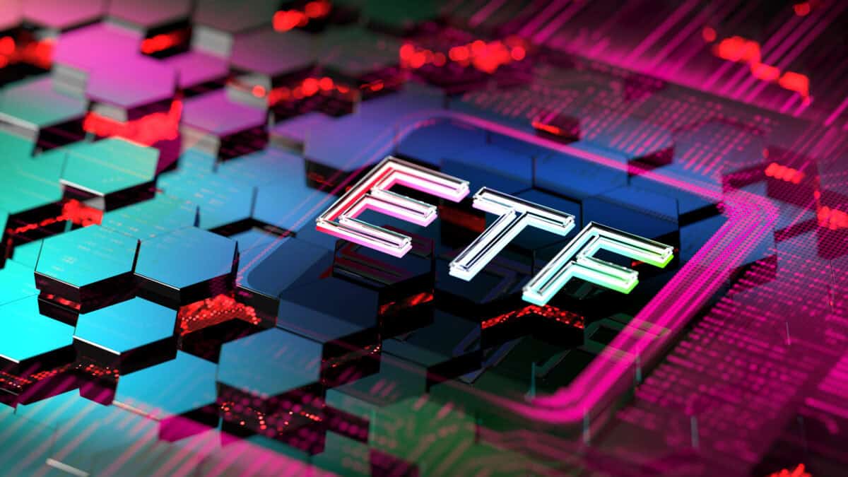 Dividend Stocks or Dividend ETFs: Which Is Better for Beginners?
