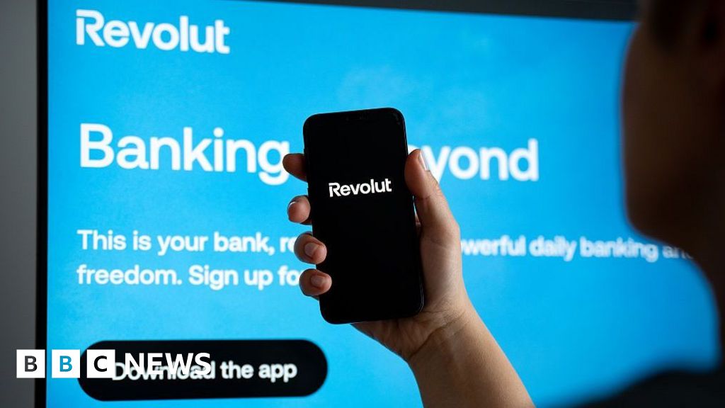 Revolut down as thousands of users report app not working