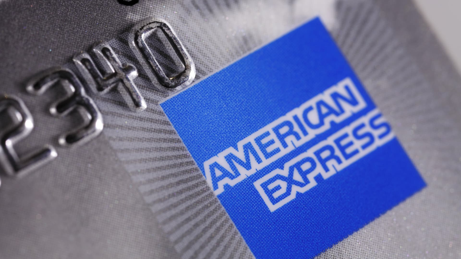 American Express brings Airbnb bookings and rewards to Amex Travel platform