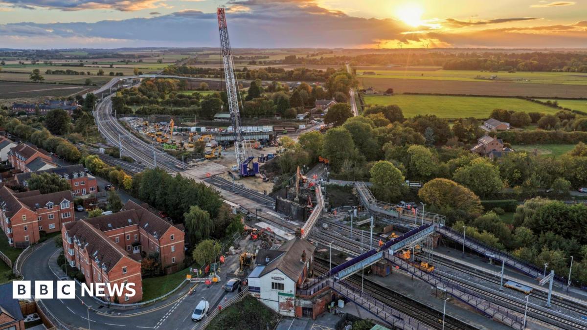 Buses to replace trains between York and Leeds during upgrade work