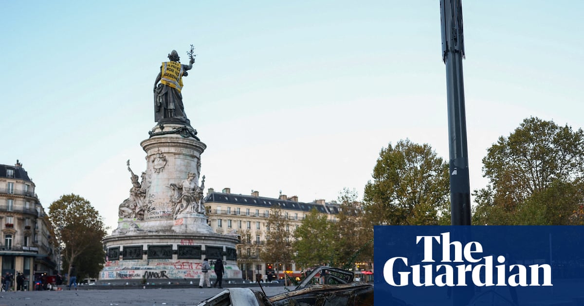 France to deploy 70,000 police across country on Saturday to prevent unrest