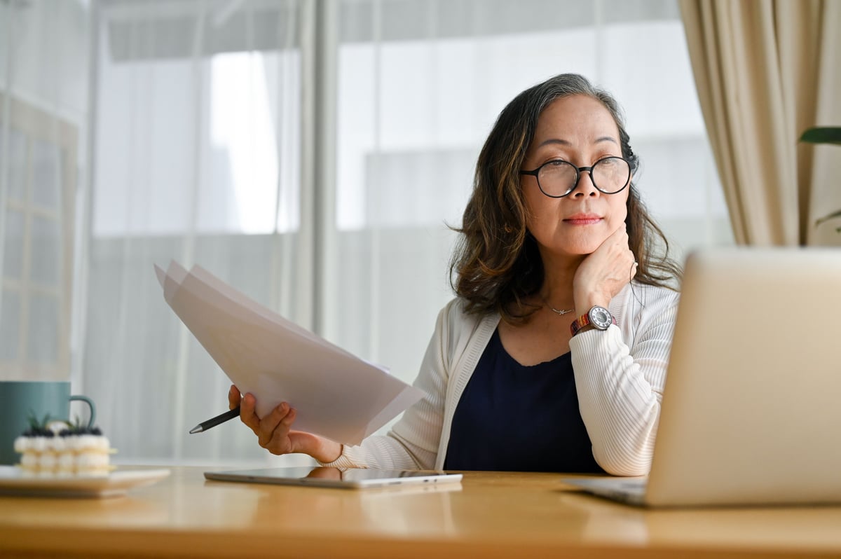 Here's the Average Women's Social Security Benefit From Ages 62 to 70