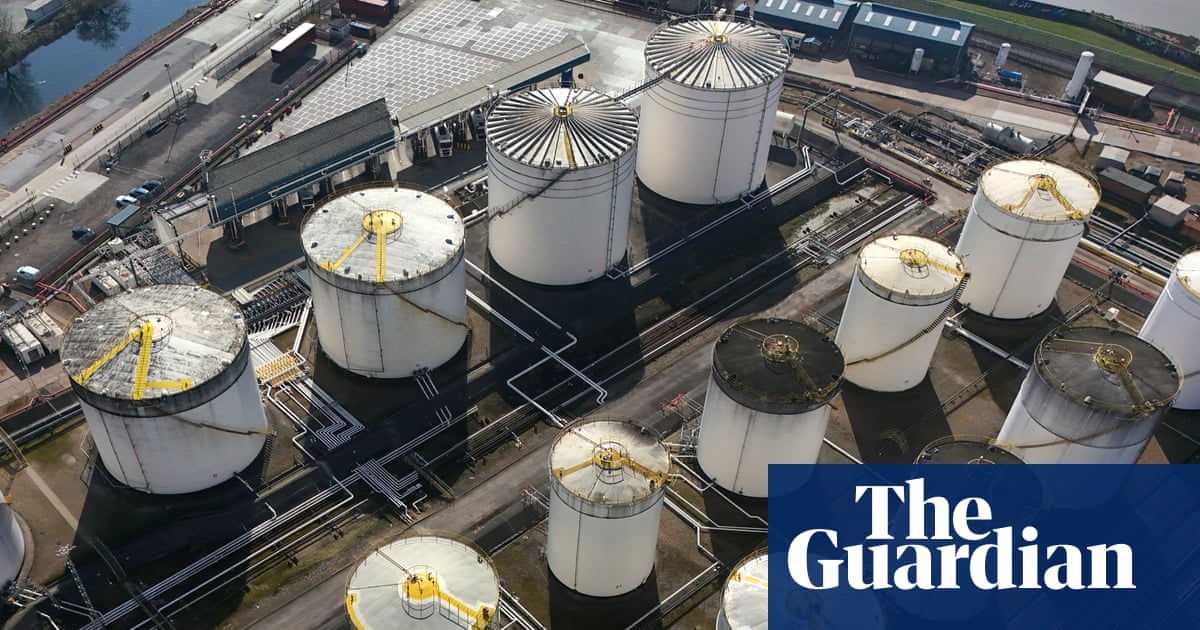 European gas prices soar to four-year high over winter supply fears
