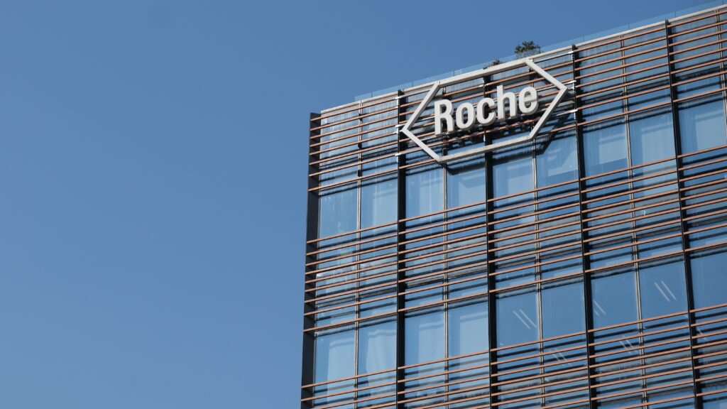 Roche gets a lung cancer win with its KRAS drug divarasib