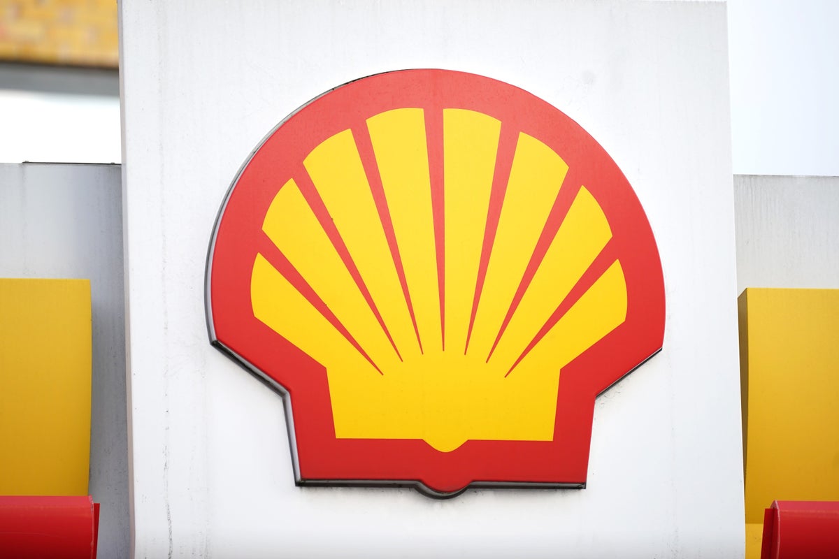 Shell criticised over bumper earnings haul amid soaring oil prices