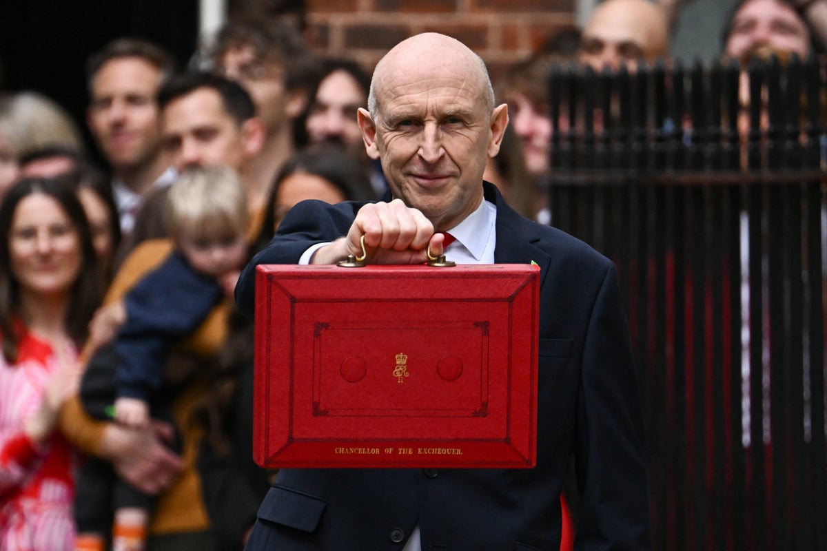 £100 energy payment explained: When you’ll get it and who qualifies