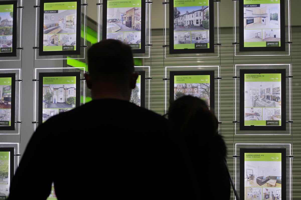 Mortgage rates are rising – but beware the dangers of a discounted home