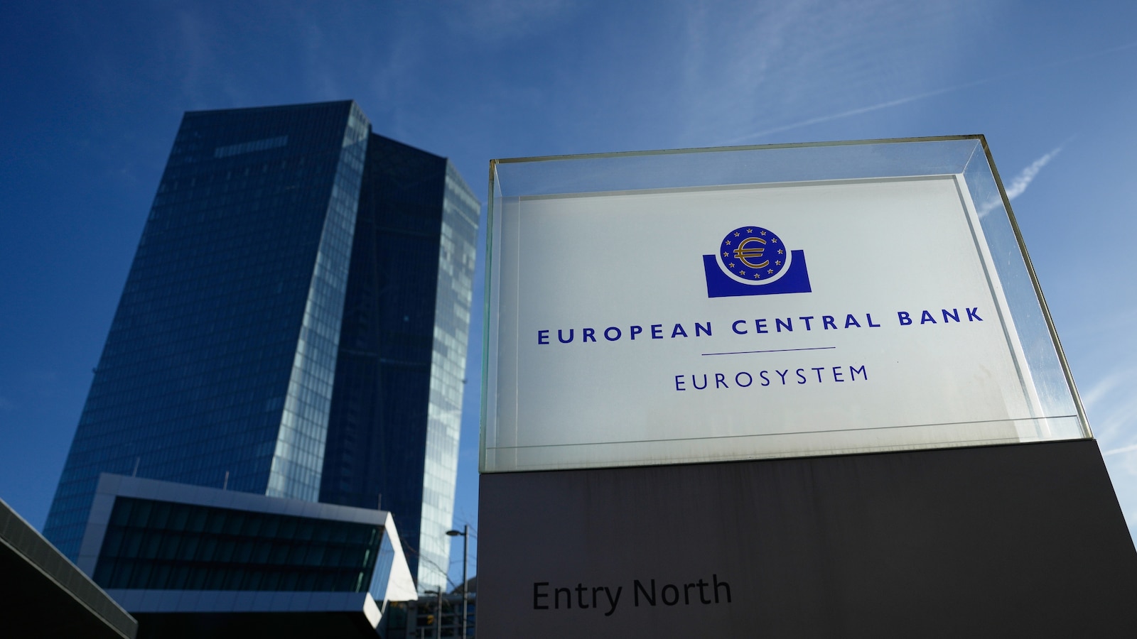 Europe's economy brushes off energy shock from Iran war, shows moderate growth in Q3